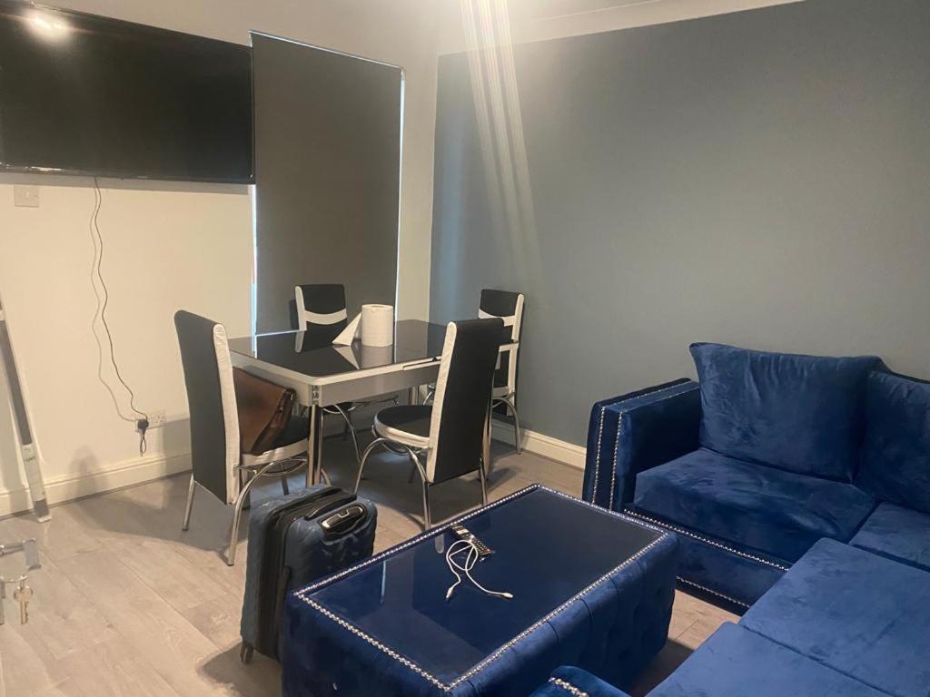 Mba Cosy 4 Bedroom House Holiday home *