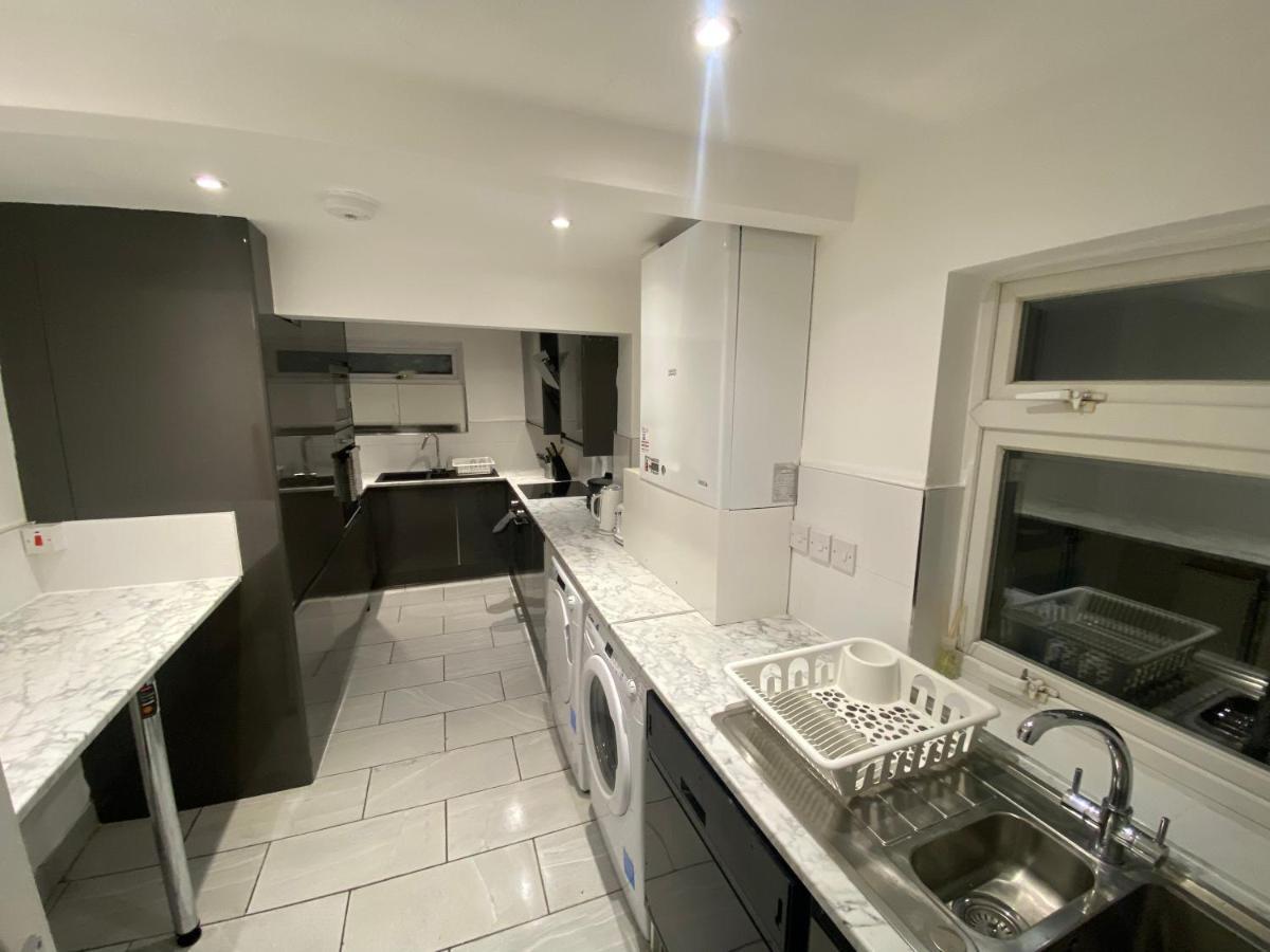 Holiday home Mba Cosy 4 Bedroom House