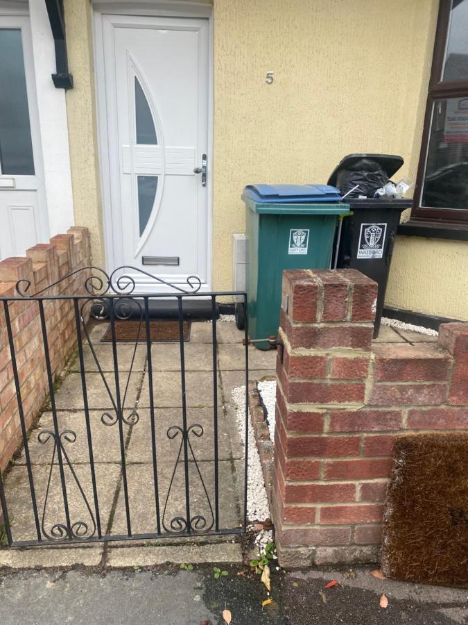 Mba Cosy 4 Bedroom House Watford (Hertfordshire)